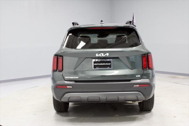 used 2023 Kia Sorento car, priced at $29,428
