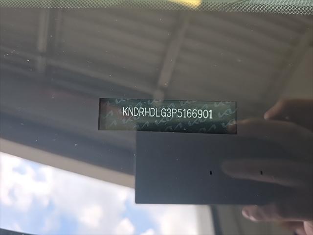 used 2023 Kia Sorento Hybrid car, priced at $29,632