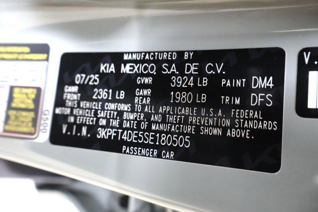 new 2025 Kia K4 car, priced at $23,258