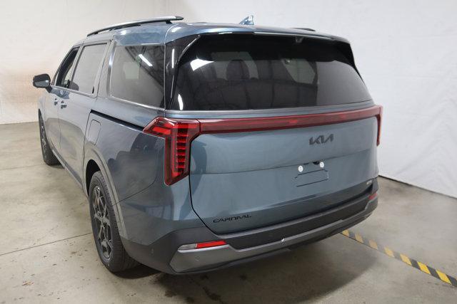 new 2025 Kia Carnival Hybrid car, priced at $53,930