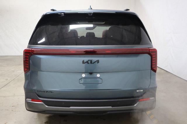 new 2025 Kia Carnival Hybrid car, priced at $53,930