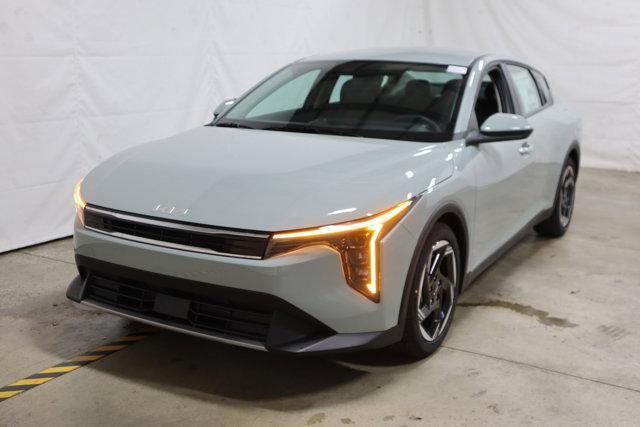 new 2025 Kia K4 car, priced at $23,470