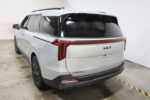 new 2025 Kia Carnival Hybrid car, priced at $53,400