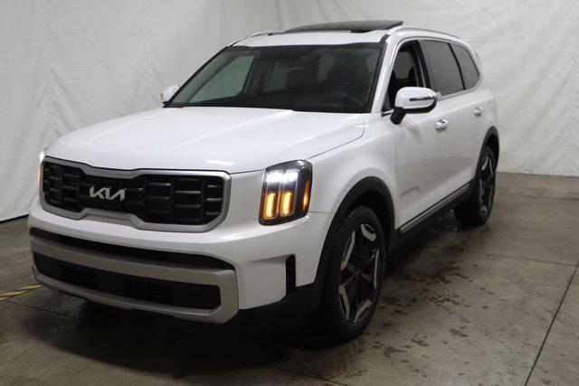 new 2025 Kia Telluride car, priced at $42,280