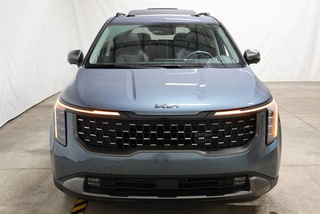 new 2026 Kia Carnival Hybrid car, priced at $55,285
