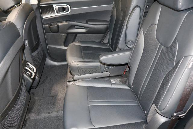 new 2026 Kia Sorento Hybrid car, priced at $42,953