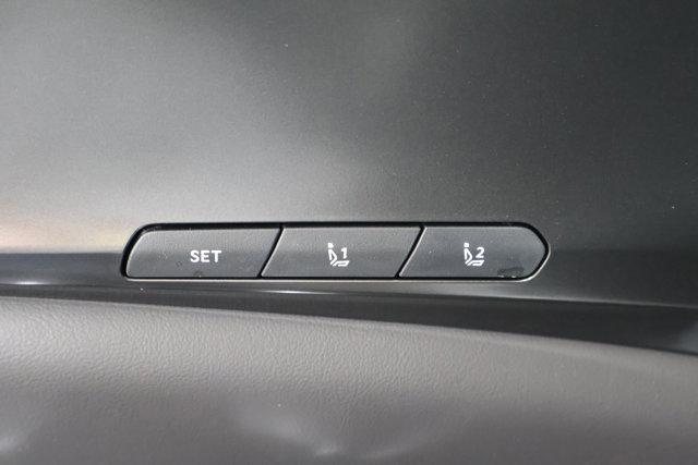 new 2025 Kia Carnival Hybrid car, priced at $52,095