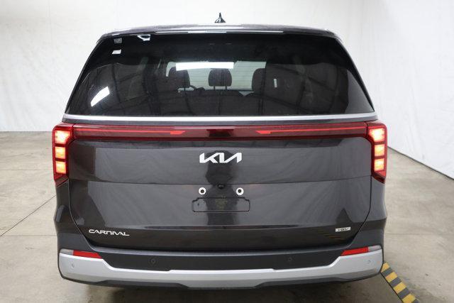 new 2025 Kia Carnival Hybrid car, priced at $40,160