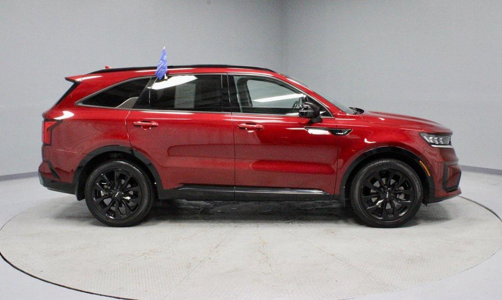 used 2023 Kia Sorento car, priced at $30,820