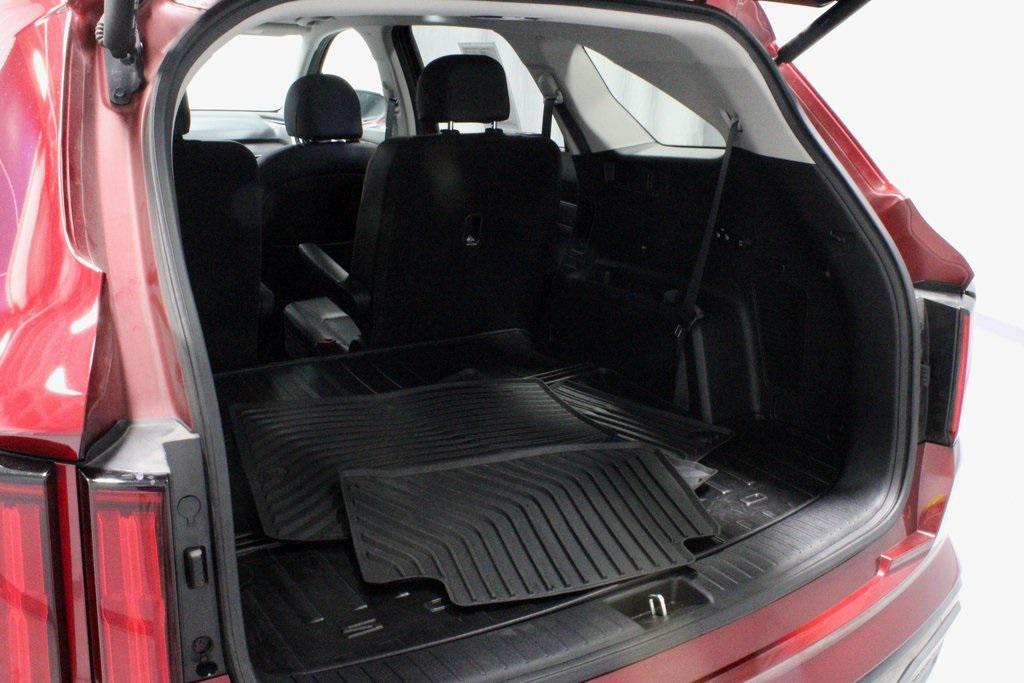 used 2023 Kia Sorento car, priced at $30,820