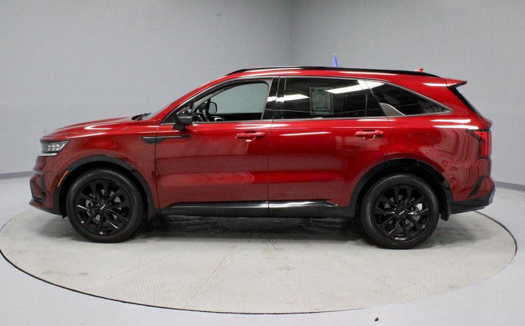 used 2023 Kia Sorento car, priced at $30,820
