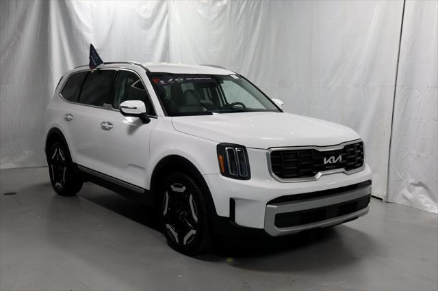 used 2023 Kia Telluride car, priced at $34,845