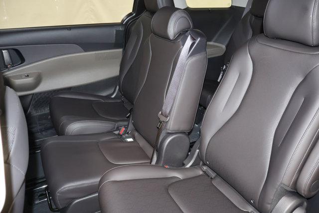 new 2026 Kia Carnival car, priced at $42,114