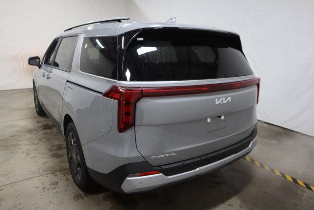 new 2025 Kia Carnival Hybrid car, priced at $43,305