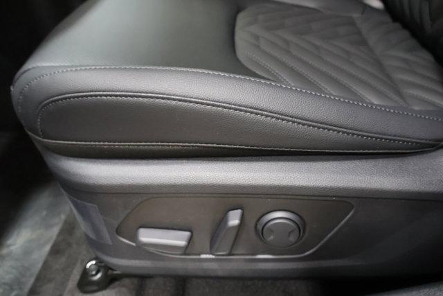 new 2026 Kia Sportage car, priced at $48,099