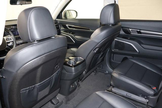 new 2025 Kia Telluride car, priced at $40,284