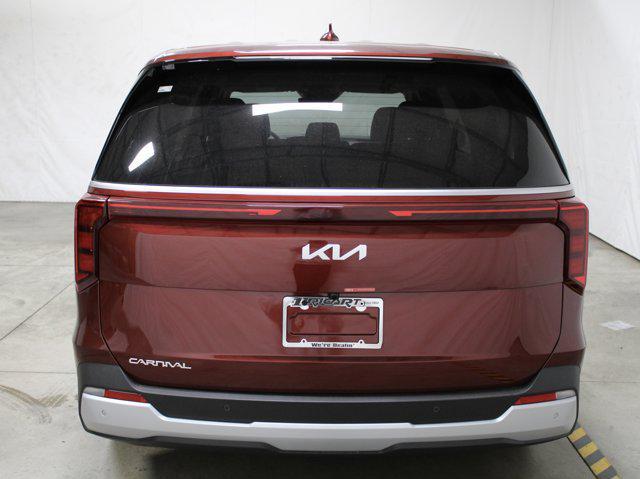 new 2025 Kia Carnival car, priced at $39,300