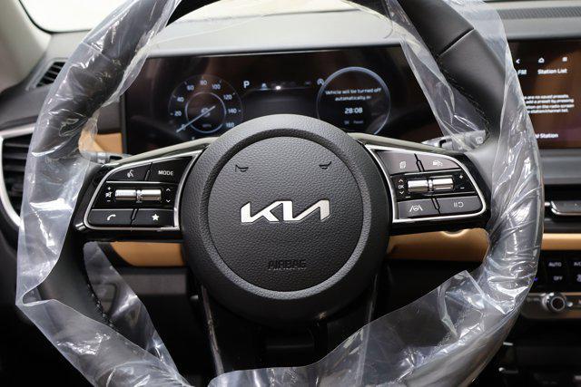 new 2025 Kia Seltos car, priced at $29,505