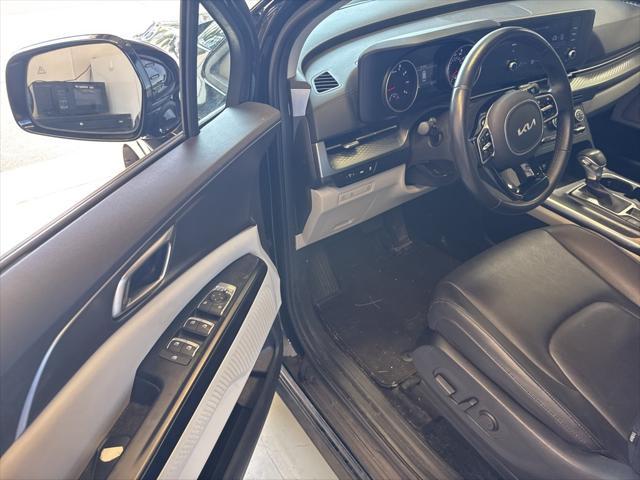 used 2022 Kia Carnival car, priced at $28,657