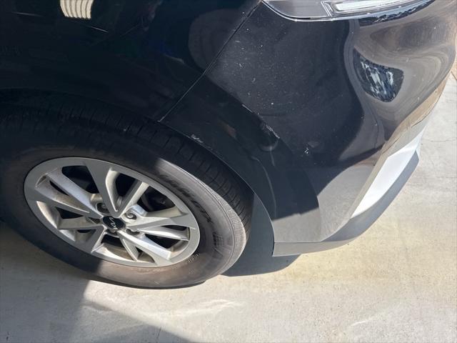 used 2022 Kia Carnival car, priced at $28,657