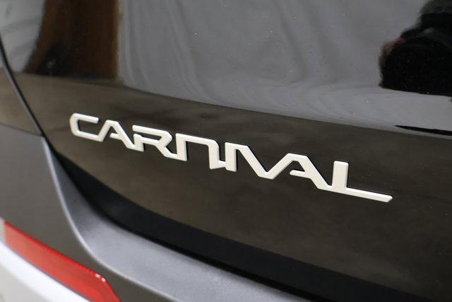 new 2025 Kia Carnival car, priced at $39,295