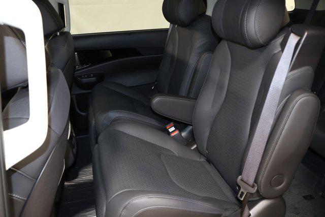 new 2026 Kia Carnival Hybrid car, priced at $53,264