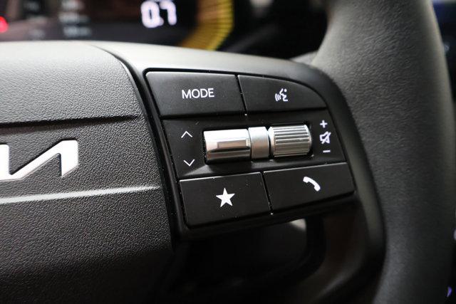 new 2025 Kia K4 car, priced at $22,276