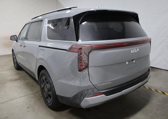 new 2025 Kia Carnival Hybrid car, priced at $43,305