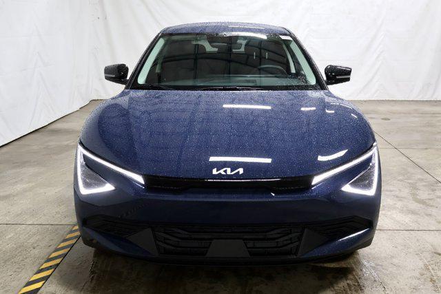 new 2025 Kia EV6 car, priced at $48,340