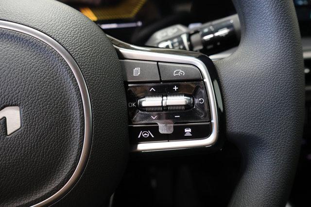 new 2025 Kia Sorento car, priced at $31,526