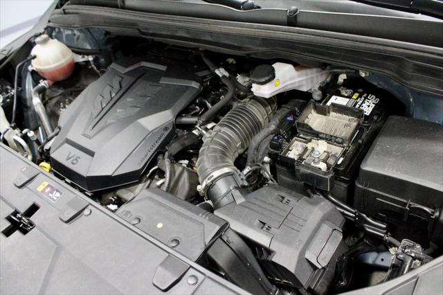 used 2022 Kia Carnival car, priced at $29,250