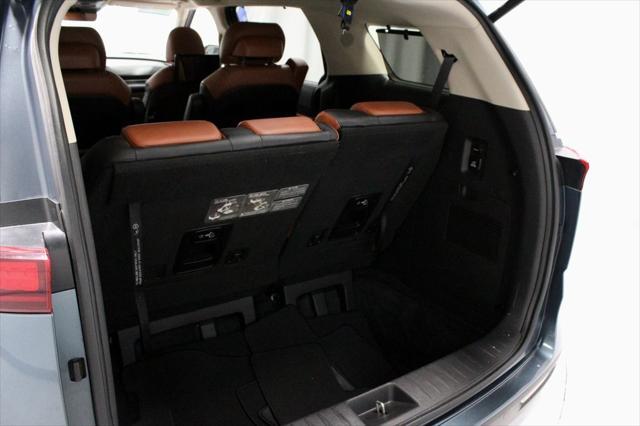 used 2022 Kia Carnival car, priced at $29,250