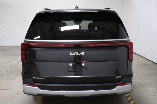 new 2026 Kia Carnival Hybrid car, priced at $43,592