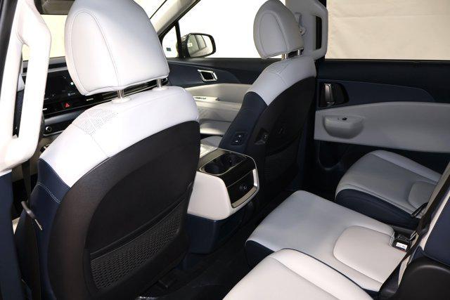 new 2026 Kia Carnival Hybrid car, priced at $43,592