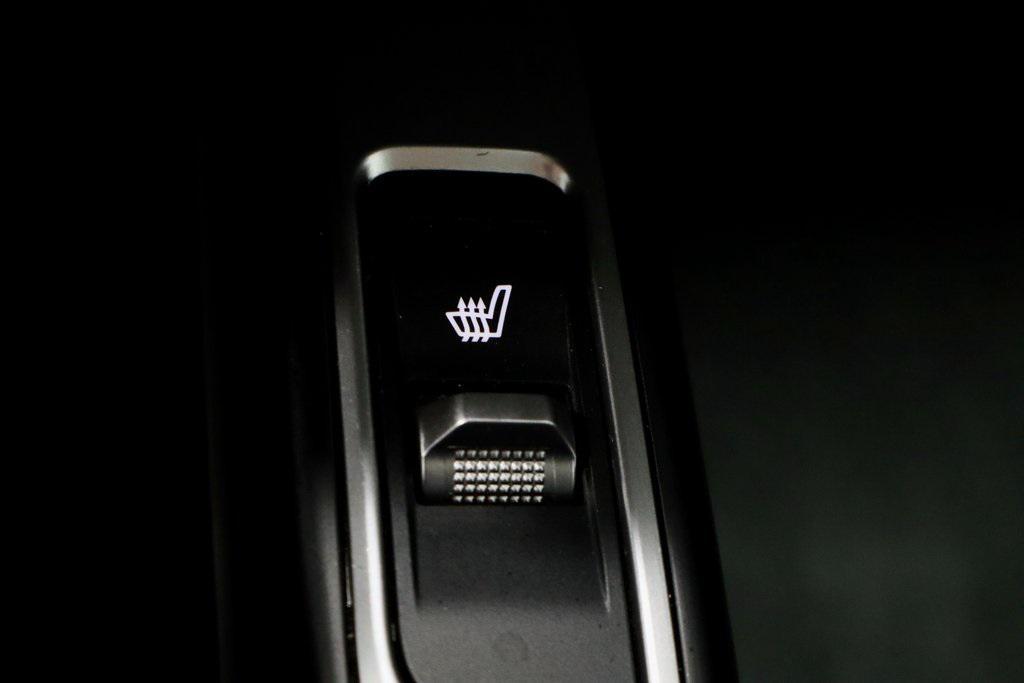 used 2024 Kia Sorento car, priced at $28,762