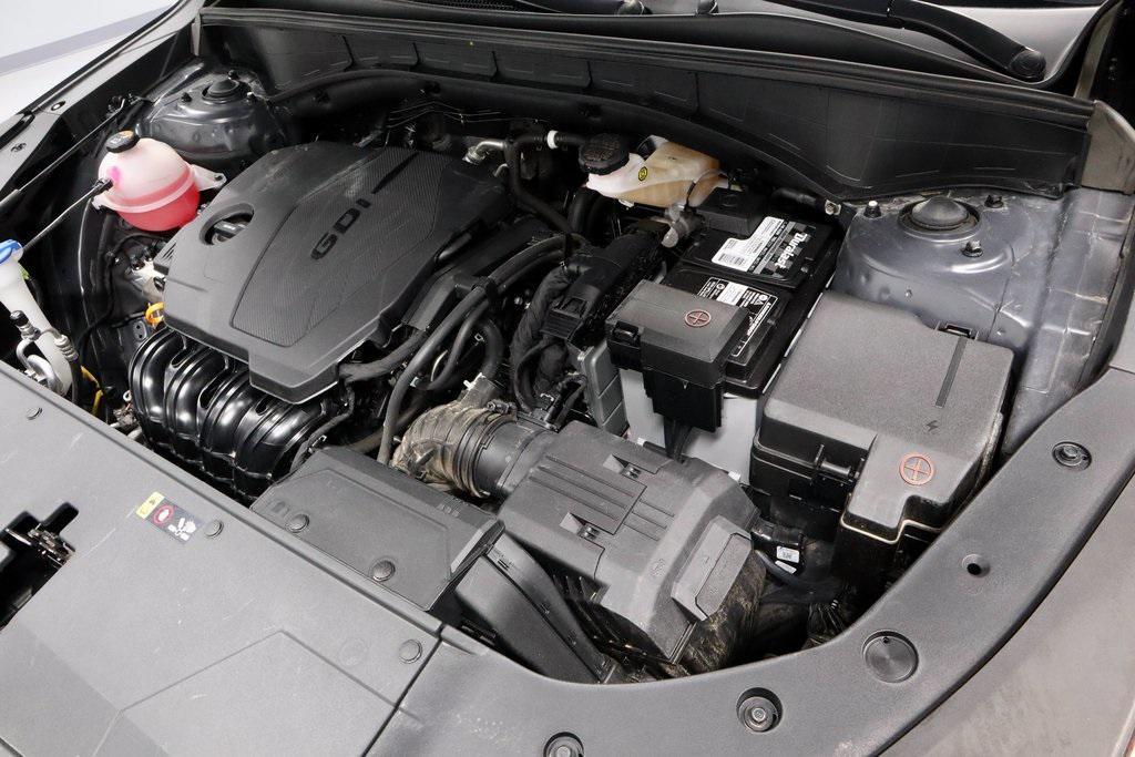 used 2024 Kia Sorento car, priced at $28,762