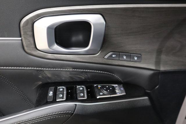 new 2025 Kia Sorento car, priced at $44,085