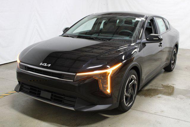 new 2025 Kia K4 car, priced at $23,470