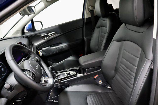 new 2025 Kia Sportage car, priced at $33,310