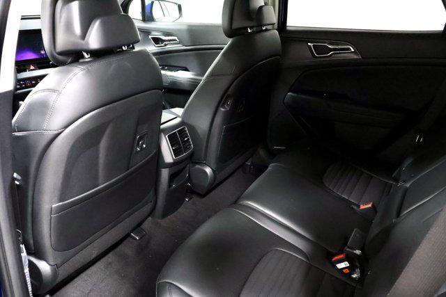 new 2025 Kia Sportage car, priced at $33,310