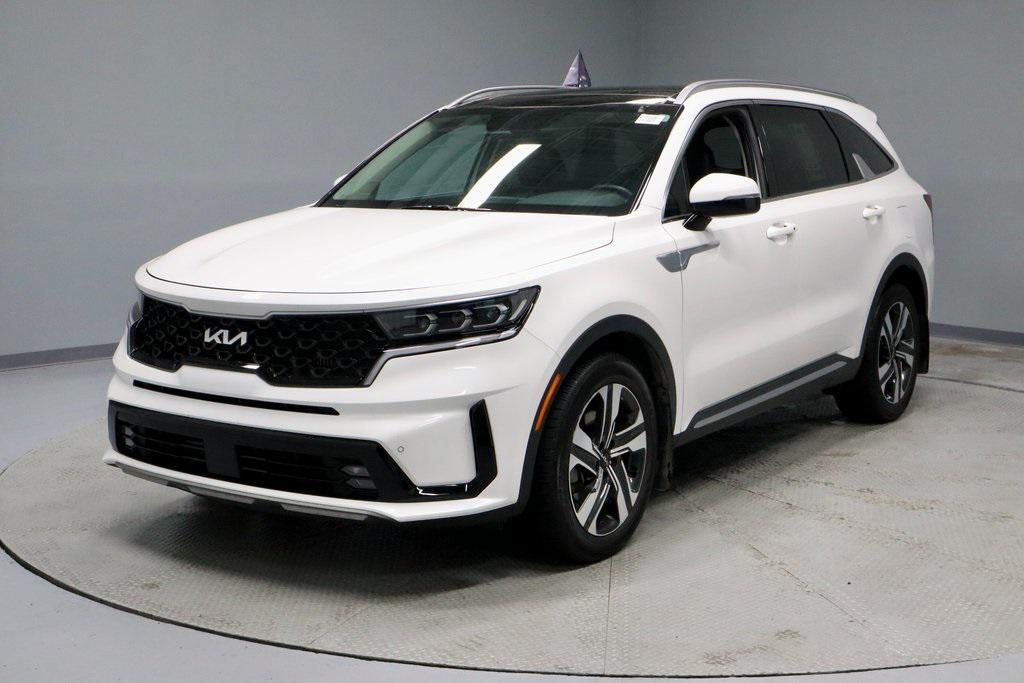 used 2022 Kia Sorento Plug-In Hybrid car, priced at $29,145