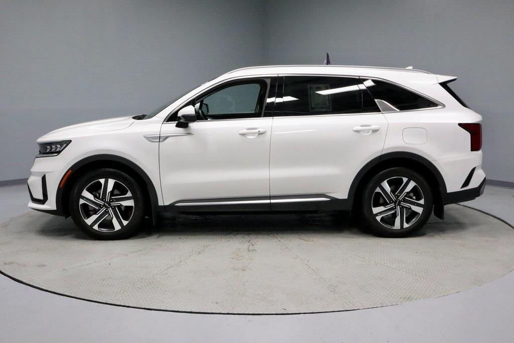 used 2022 Kia Sorento Plug-In Hybrid car, priced at $29,145
