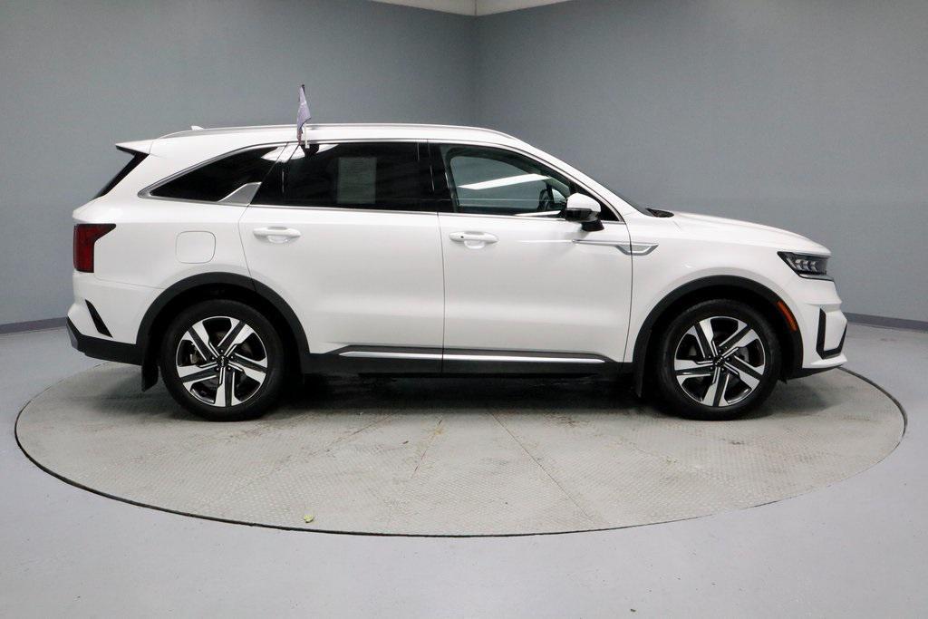 used 2022 Kia Sorento Plug-In Hybrid car, priced at $29,145