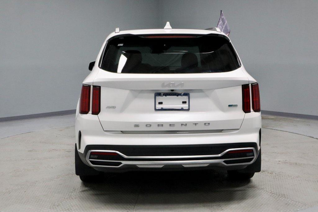 used 2022 Kia Sorento Plug-In Hybrid car, priced at $29,145