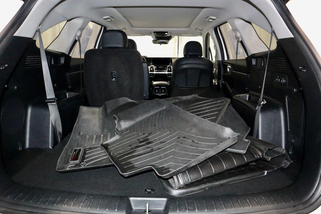 used 2022 Kia Sorento Plug-In Hybrid car, priced at $29,145