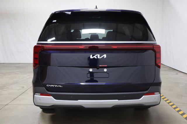 new 2025 Kia Carnival car, priced at $39,160