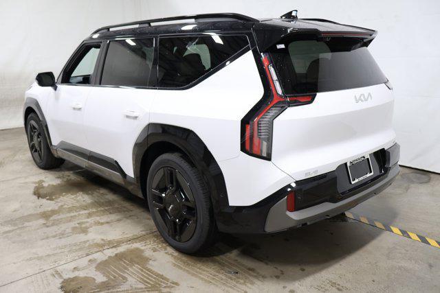 new 2026 Kia EV9 car, priced at $70,515
