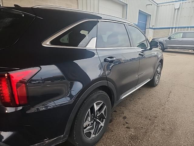 used 2022 Kia Sorento Hybrid car, priced at $29,576