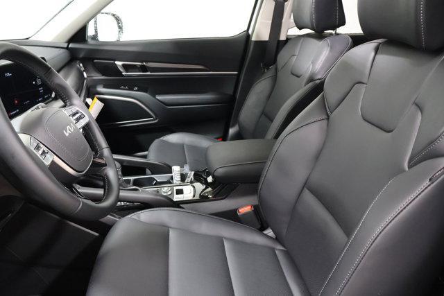 new 2025 Kia Telluride car, priced at $40,259