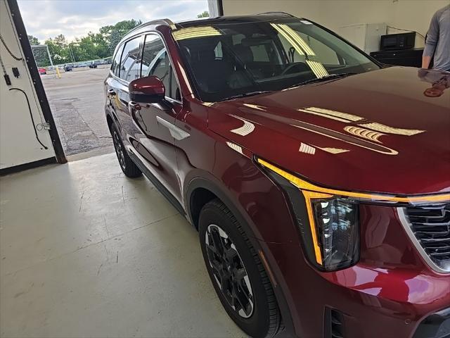 used 2025 Kia Sorento car, priced at $35,975